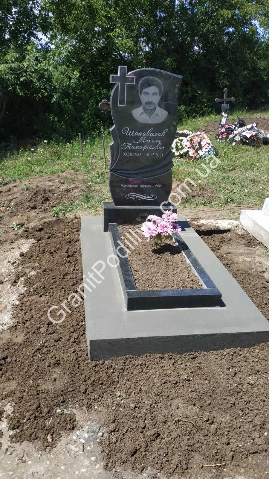 Одинарний пам'ятник з граніту - Кам'янець-Подільський | GranitPodillya